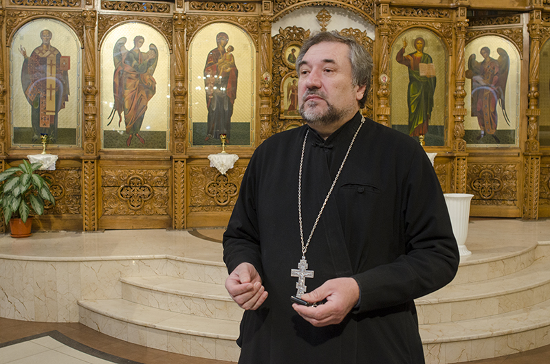 Preotul Ioan Ciuntu, una dintre cele mai respectate personalităţi ale vieţii spirituale şi culturale din Basarabia