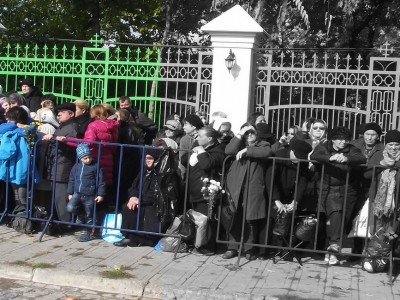 studiu religia prejudecăți societate comuniune slider