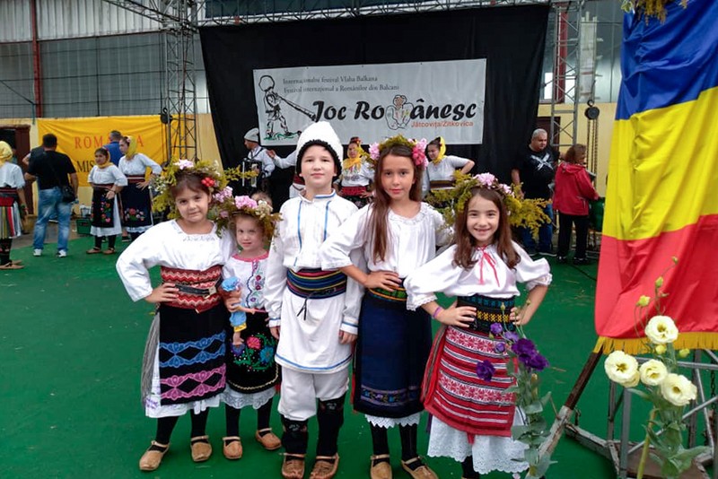 conştiinţă românească cultivată prin Festivalul Joc Românesc din Valea Timocului interior