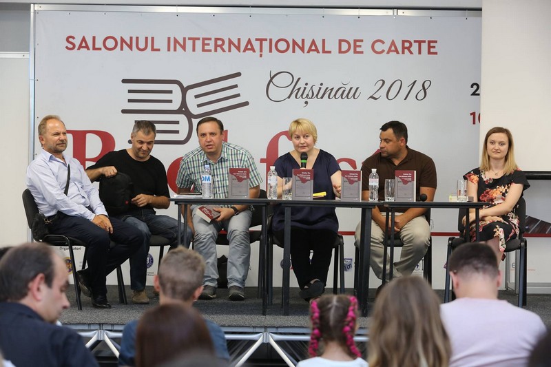 lansare de carte peste Prut homo moldovanus despre iertarea la români interior